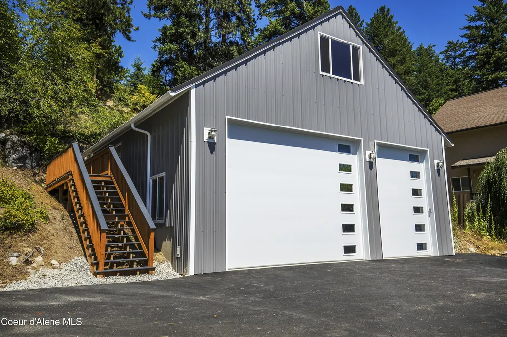 100 Grandview Lane Bayview ID 83803
