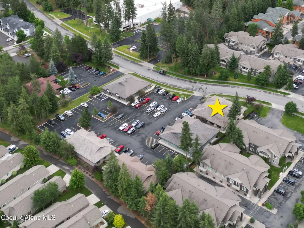 915 W Canfield Avenue Coeur D'alene ID 83815
