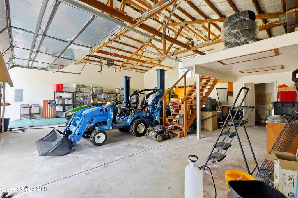 1542 Peninsula Road Hope ID 83836
