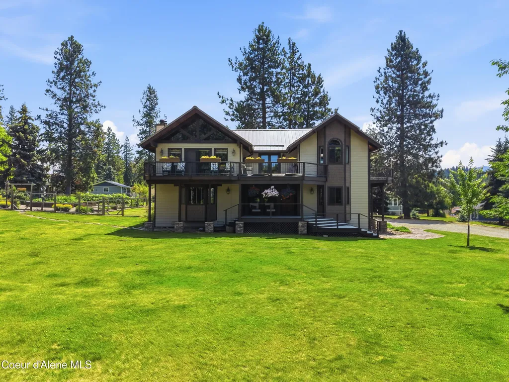 1542 Peninsula Road Hope ID 83836