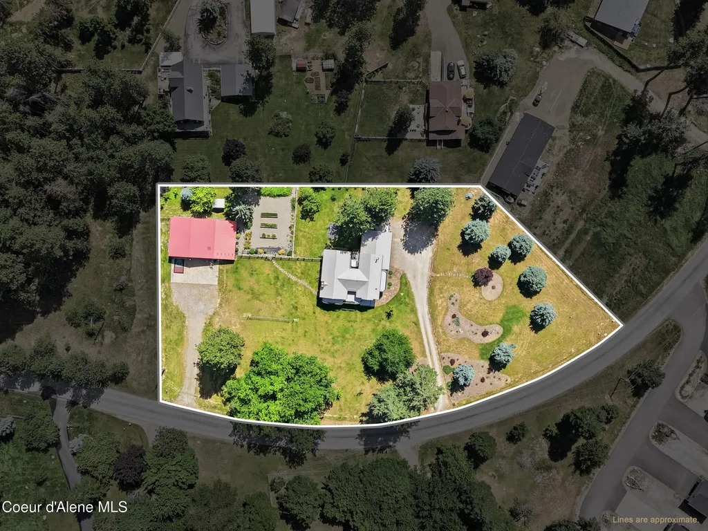 1542 Peninsula Road Hope ID 83836