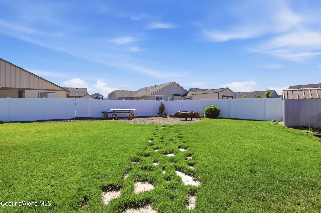 5841 W Bettis Court Rathdrum ID 83858