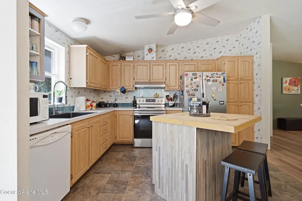 428 S Rena Road Oldtown ID 83822