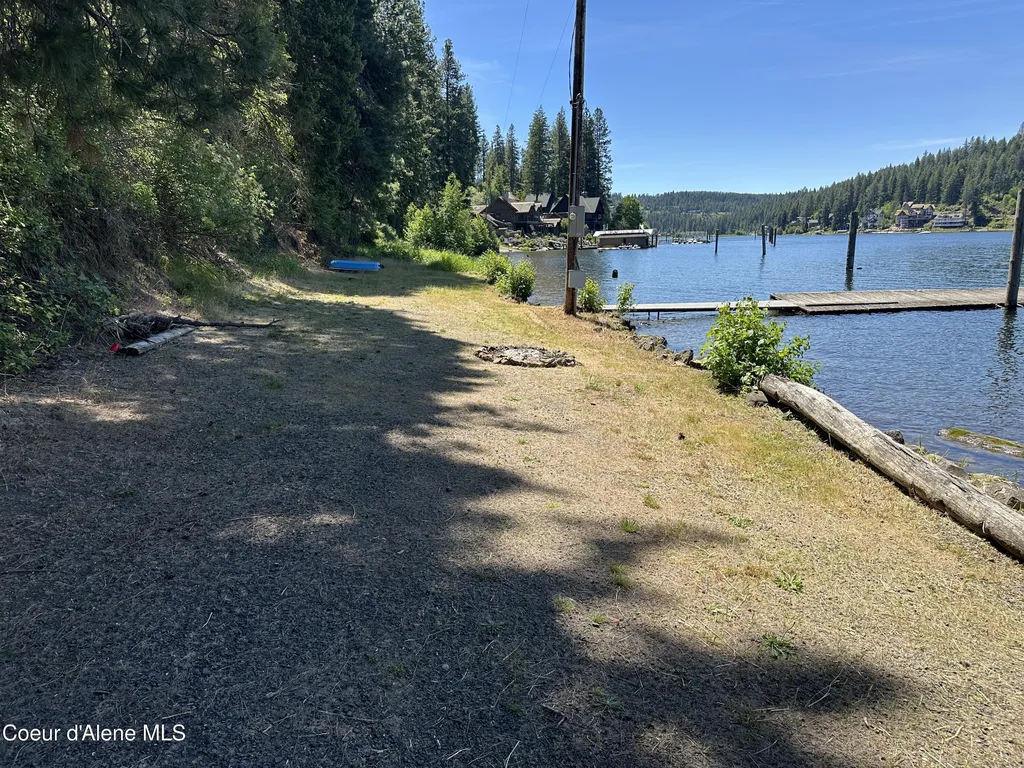 1303 W Steamboat Drive Coeur D'alene ID 83814
