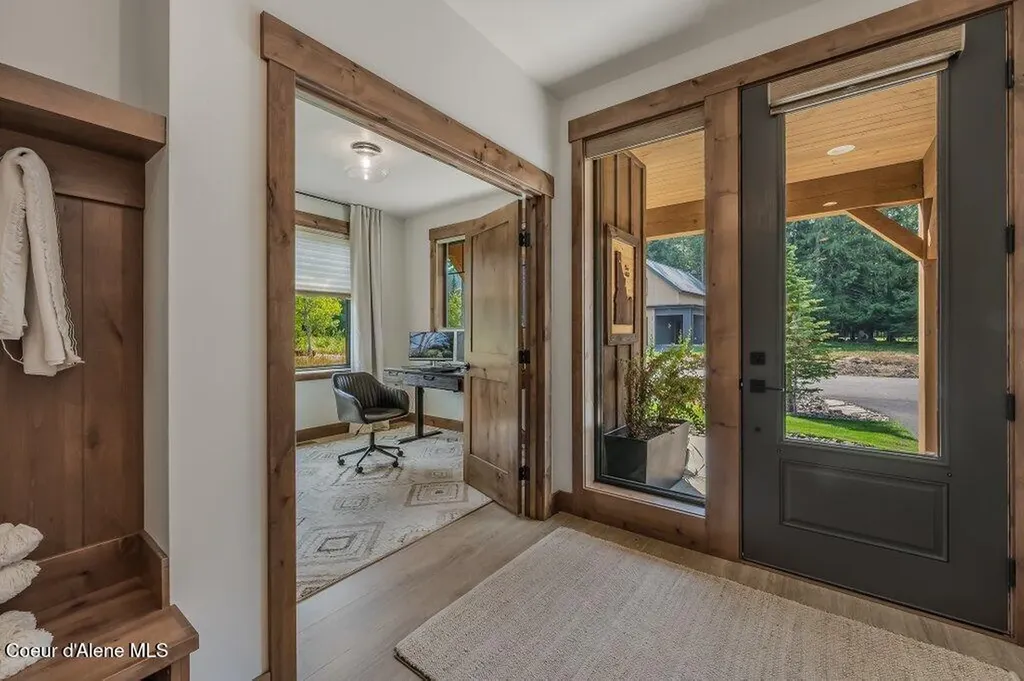 107 Oxbow Road Sandpoint ID 83864