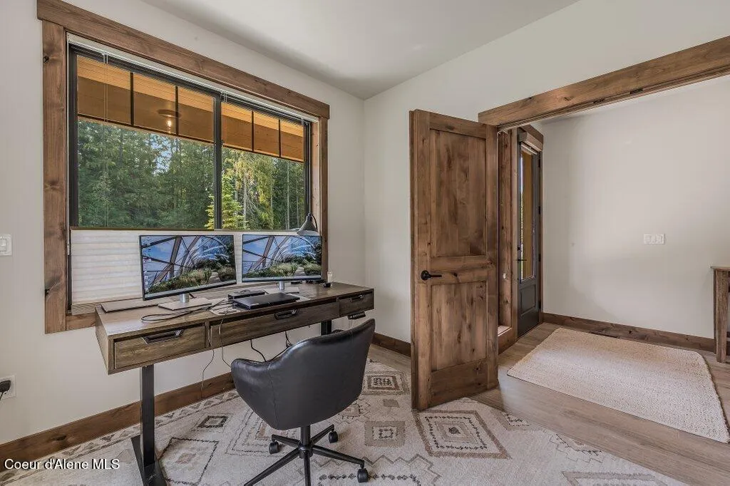 107 Oxbow Road Sandpoint ID 83864