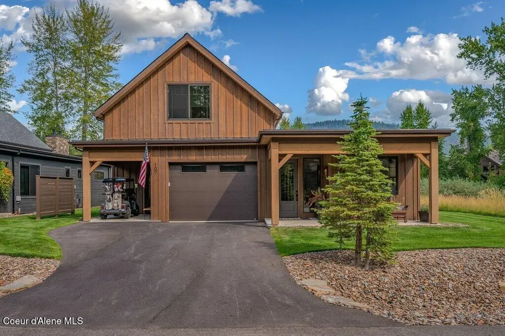 107 Oxbow Road Sandpoint ID 83864
