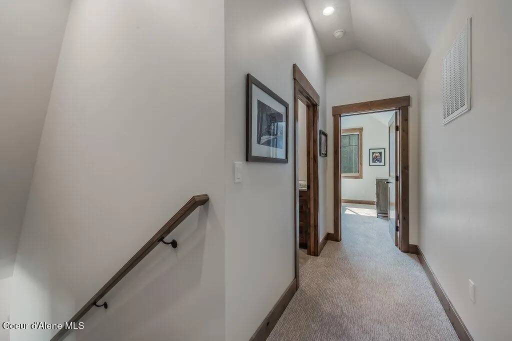 107 Oxbow Road Sandpoint ID 83864