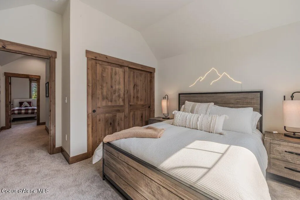 107 Oxbow Road Sandpoint ID 83864