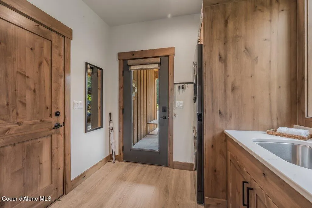 107 Oxbow Road Sandpoint ID 83864