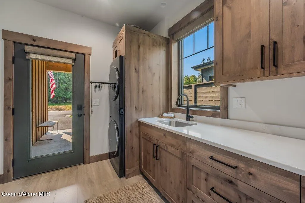 107 Oxbow Road Sandpoint ID 83864