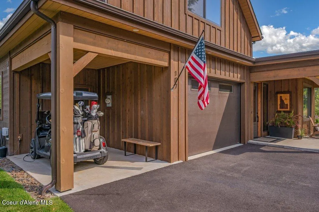 107 Oxbow Road Sandpoint ID 83864