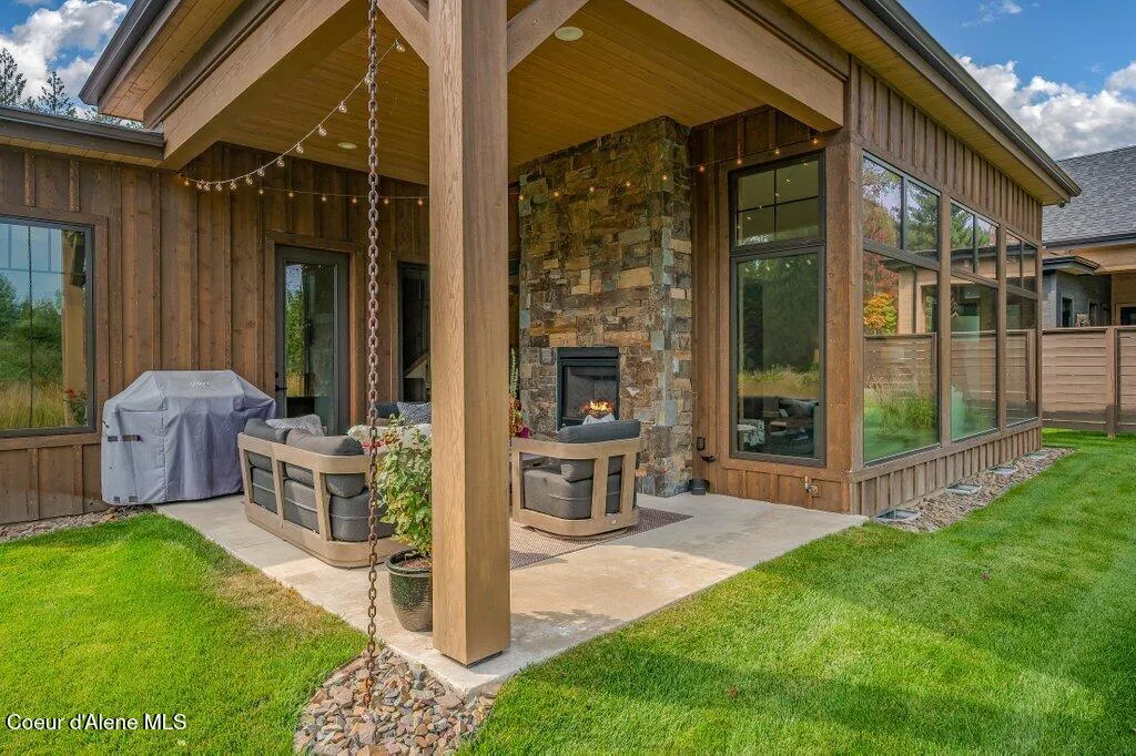 107 Oxbow Road Sandpoint ID 83864