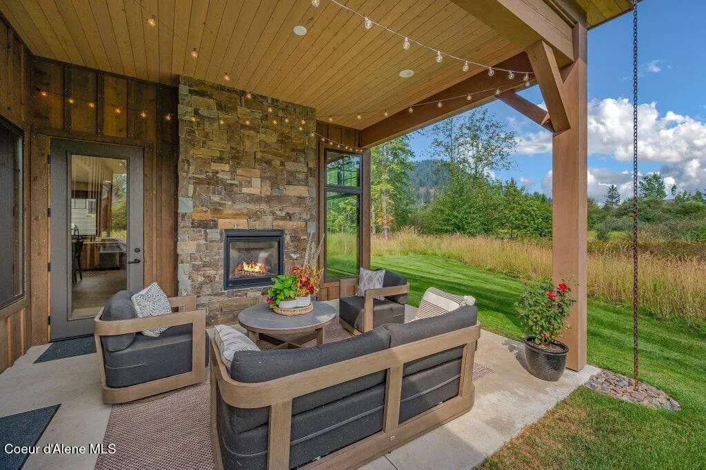 107 Oxbow Road Sandpoint ID 83864
