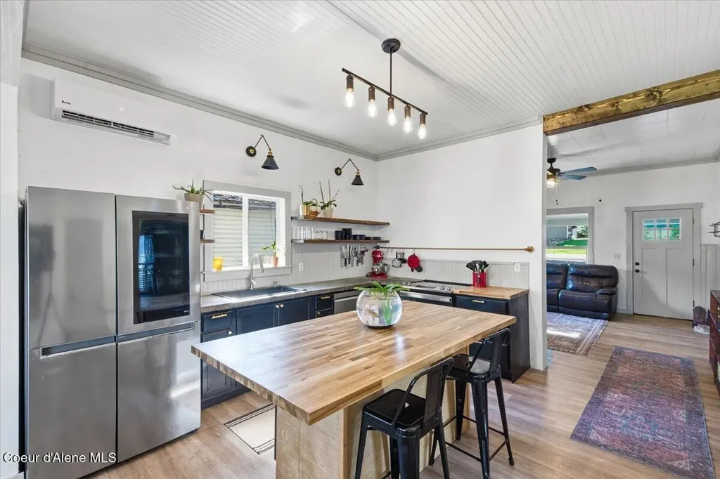 1512 Center Avenue St. Maries ID 83861
