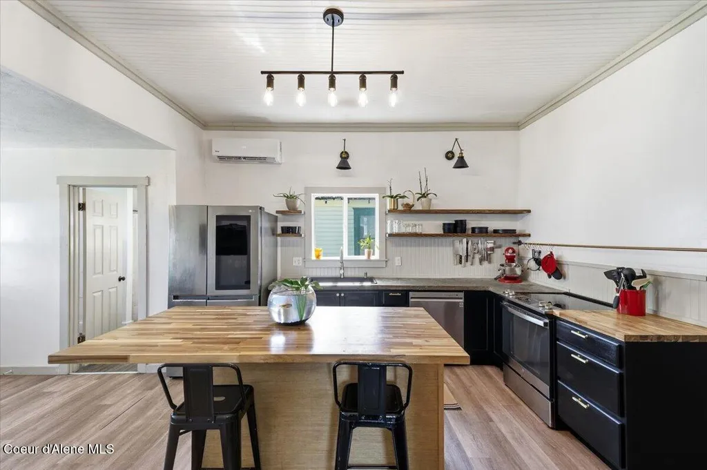 1512 Center Avenue St. Maries ID 83861