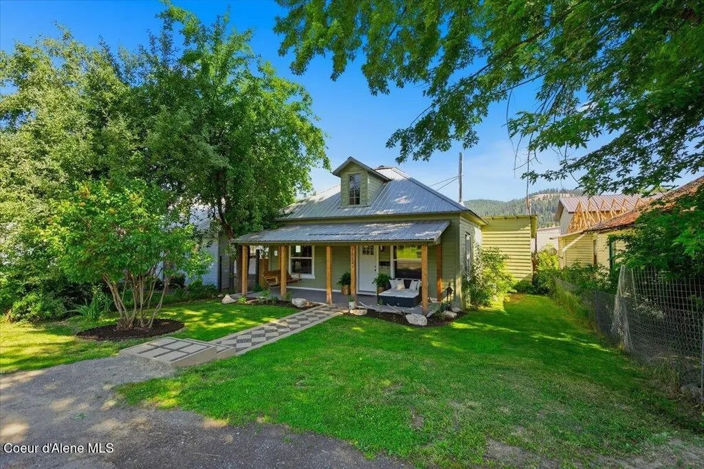 1512 Center Avenue St. Maries ID 83861