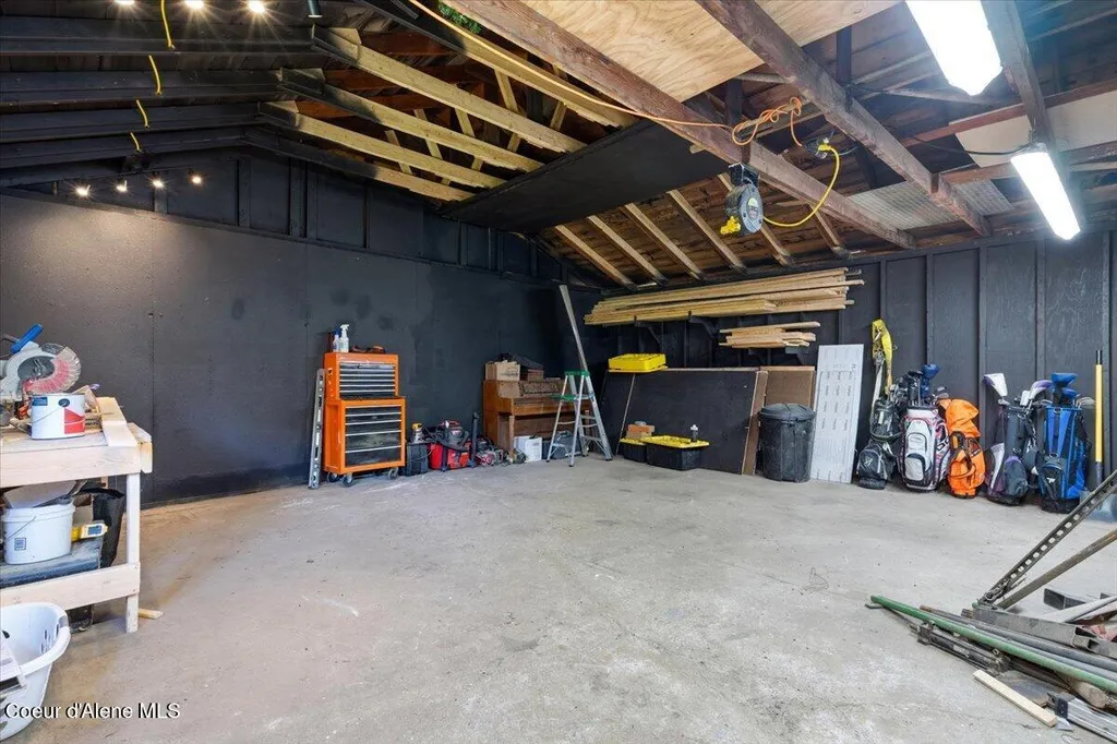 1512 Center Avenue St. Maries ID 83861