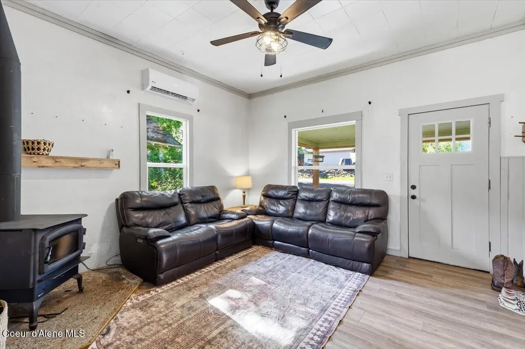 1512 Center Avenue St. Maries ID 83861