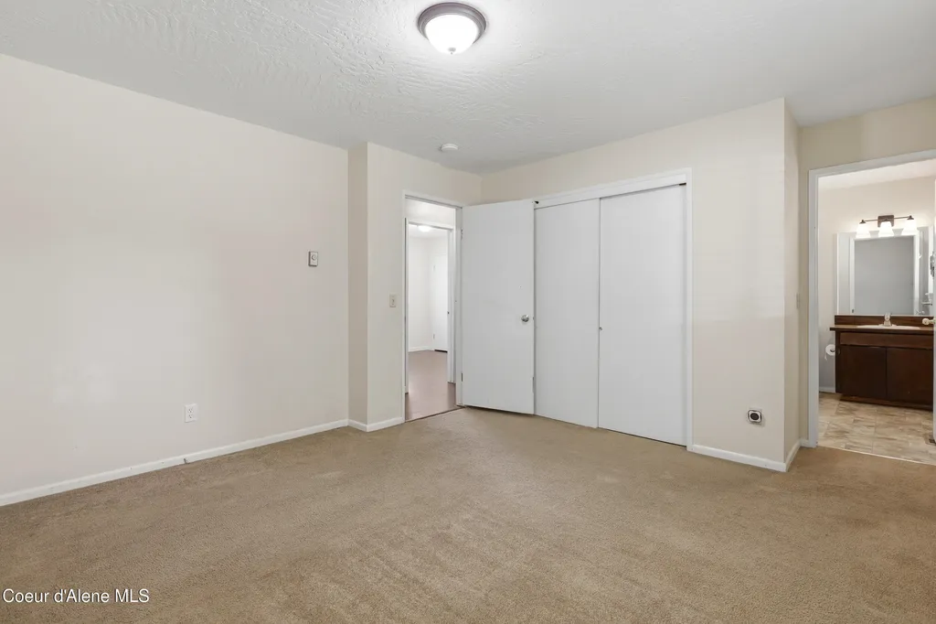 9650 N Valley Way Hayden ID 83835