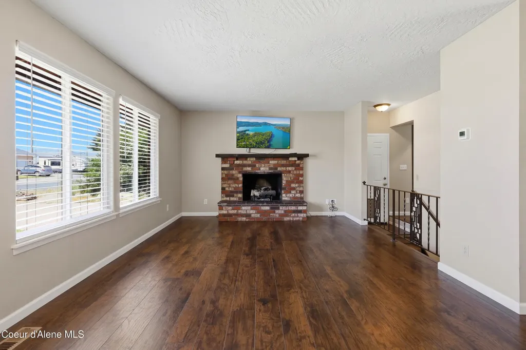 9650 N Valley Way Hayden ID 83835