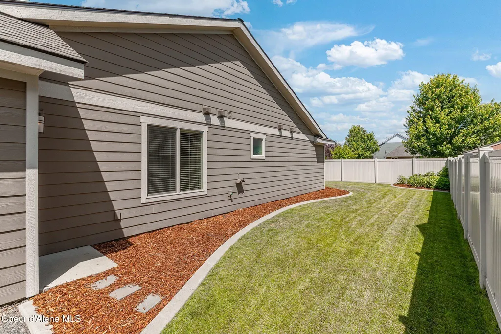 2738 N Fordham Street Post Falls ID 83854