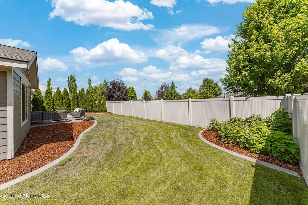 2738 N Fordham Street Post Falls ID 83854