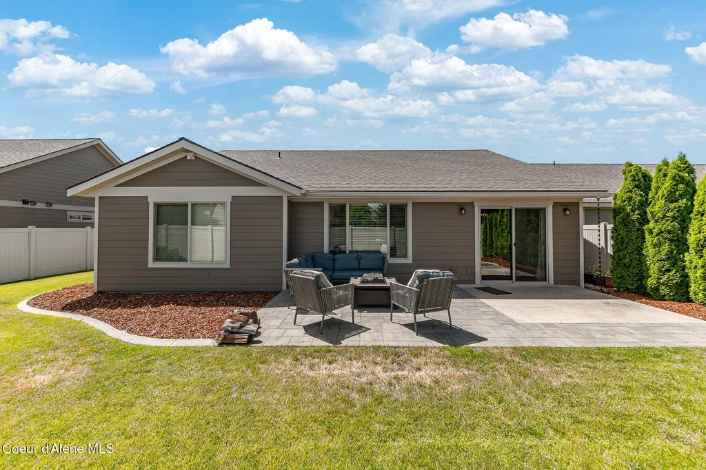 2738 N Fordham Street Post Falls ID 83854