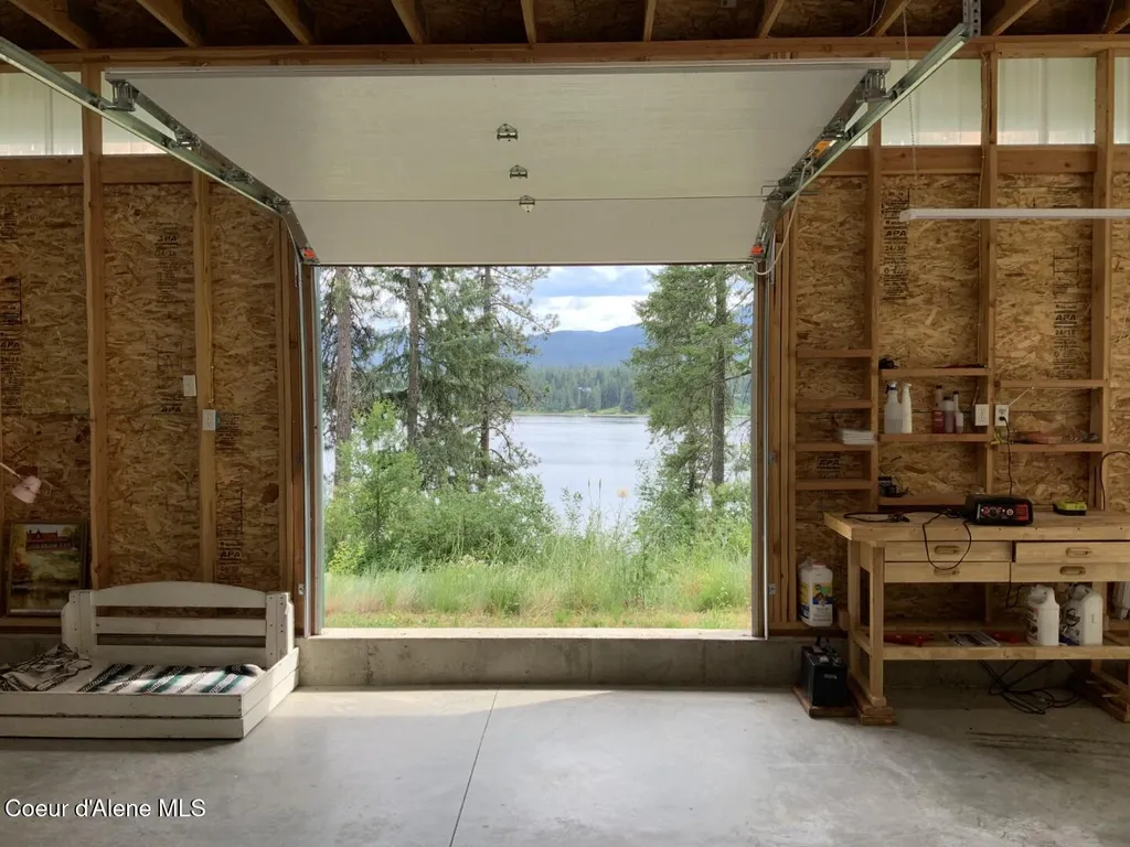 7 Bridge View Lane Heron MT 59844