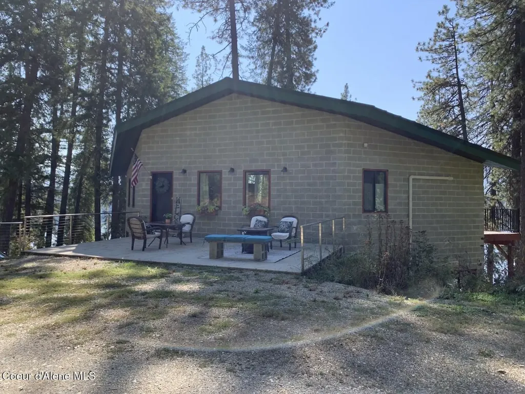 7 Bridge View Lane Heron MT 59844