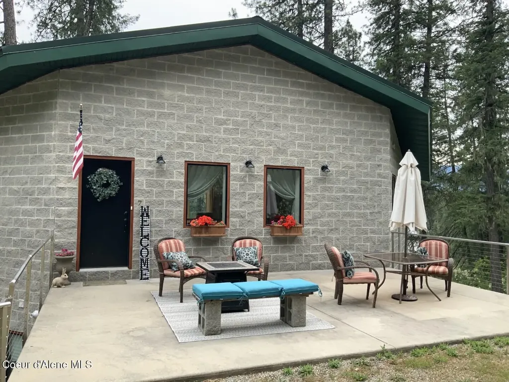 7 Bridge View Lane Heron MT 59844