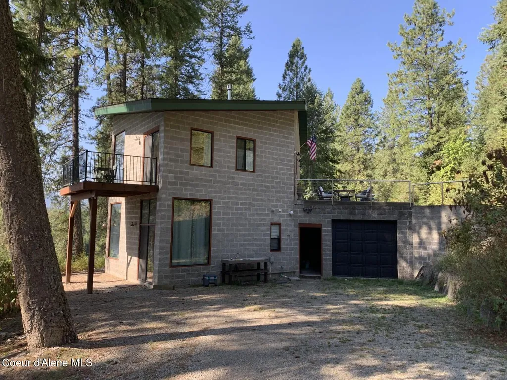 7 Bridge View Lane Heron MT 59844