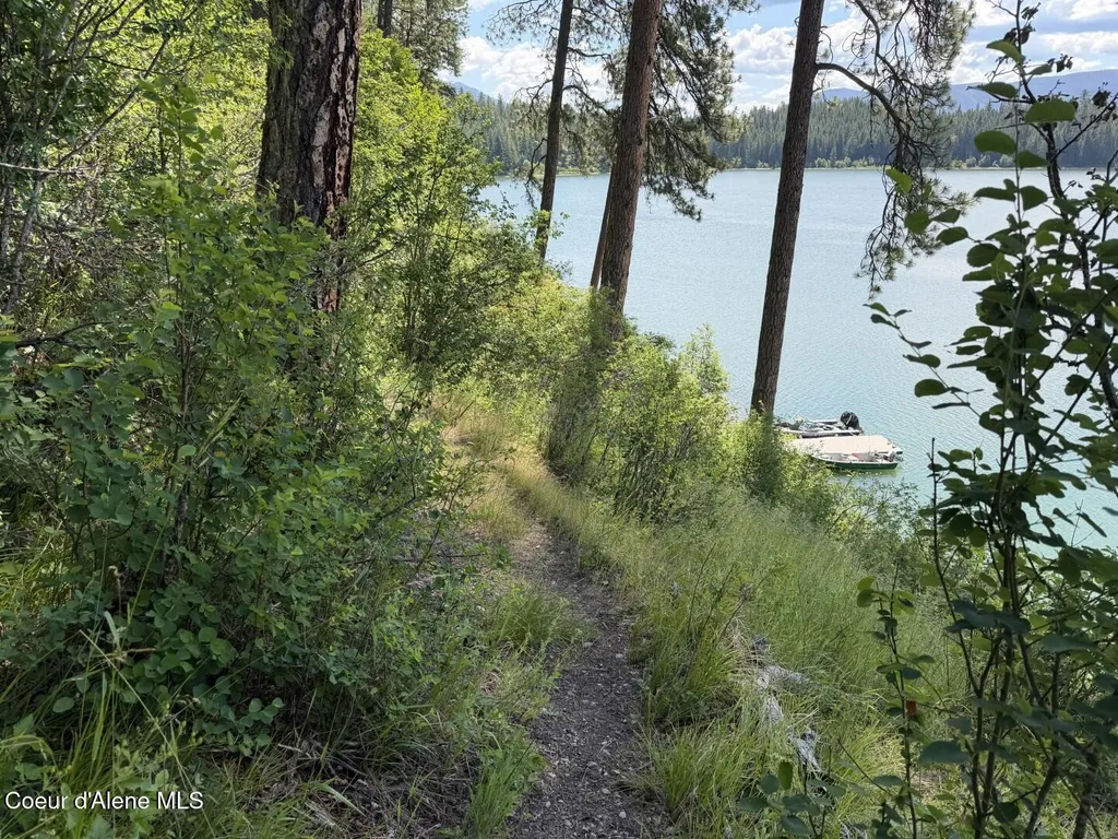 7 Bridge View Lane Heron MT 59844