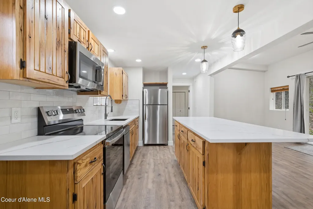 43143 Riverview Drive Kingston ID 83839