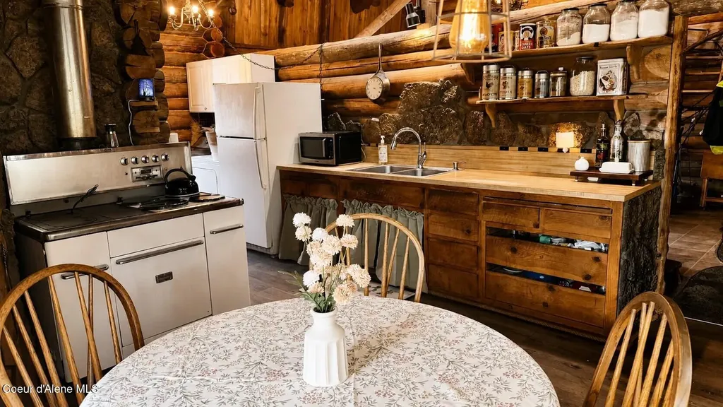 13227 W Elder Road Worley ID 83876