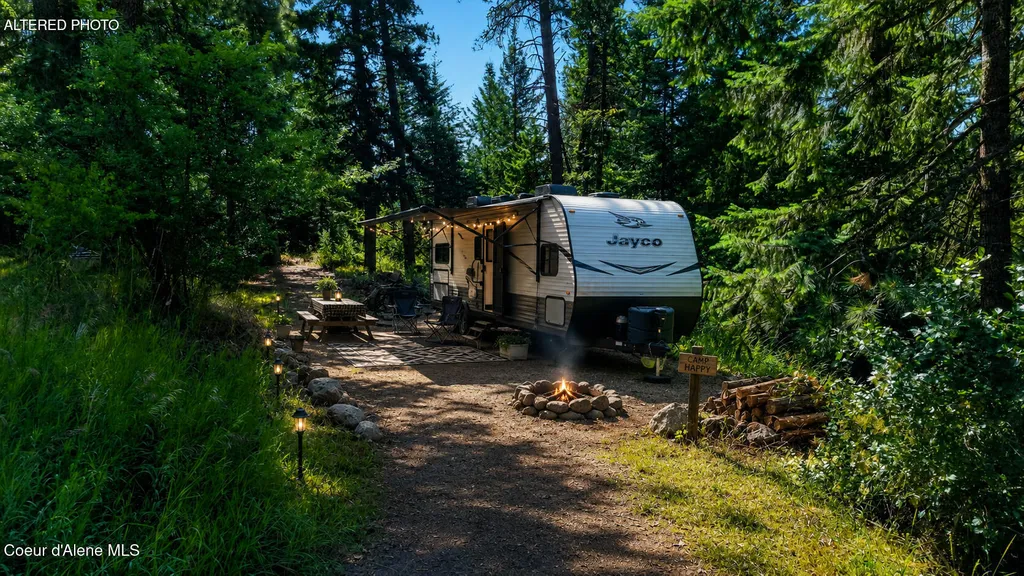 13227 W Elder Road Worley ID 83876