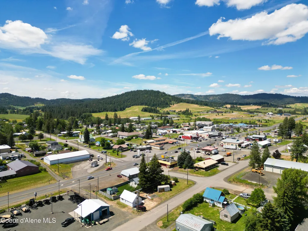 866 E Street Plummer ID 83851