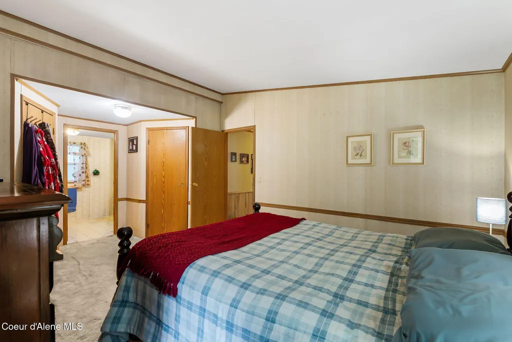 2409 N Boyer Avenue Sandpoint ID 83864