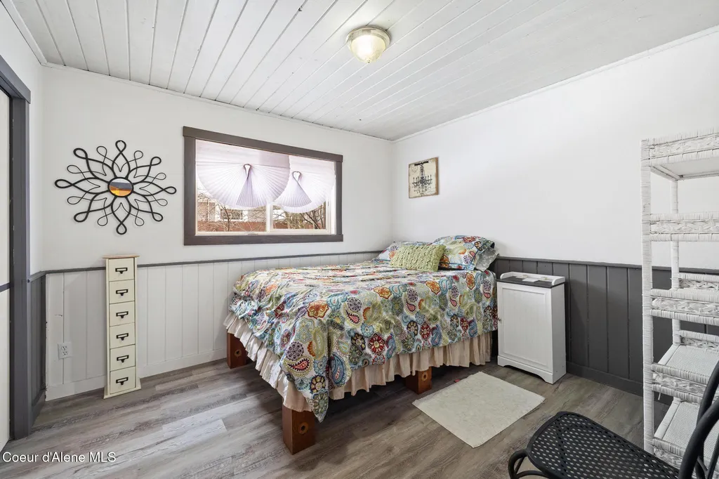 329 S Florence Avenue Sandpoint ID 83864