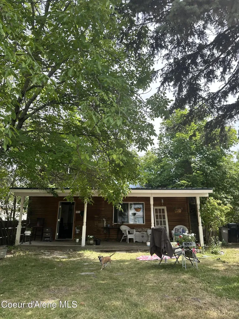 329 S Florence Avenue Sandpoint ID 83864