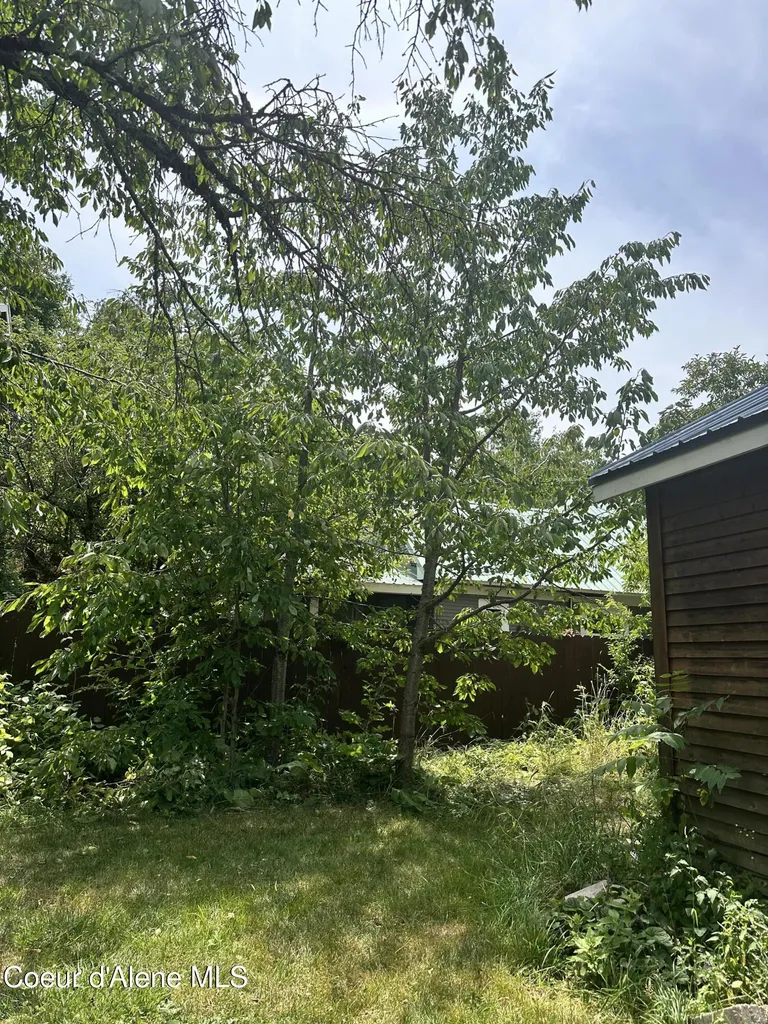 329 S Florence Avenue Sandpoint ID 83864