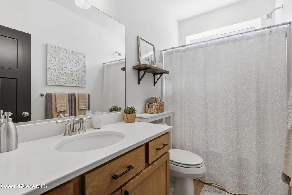 2065 E Plaza Court Post Falls ID 83854