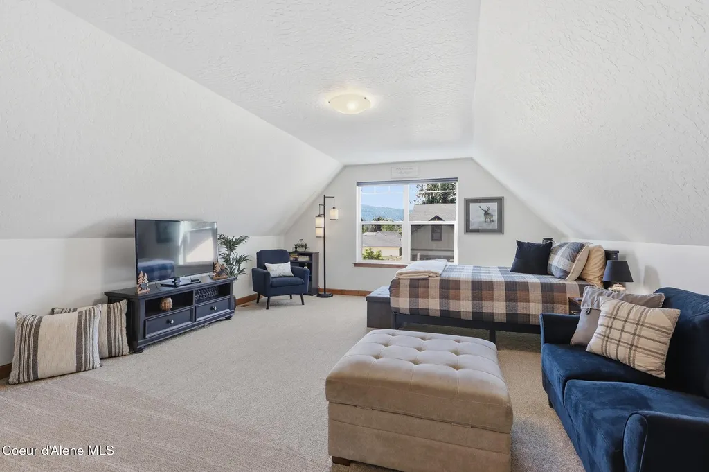 2065 E Plaza Court Post Falls ID 83854