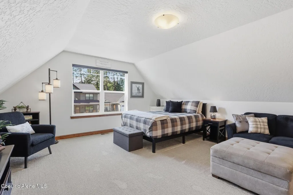 2065 E Plaza Court Post Falls ID 83854