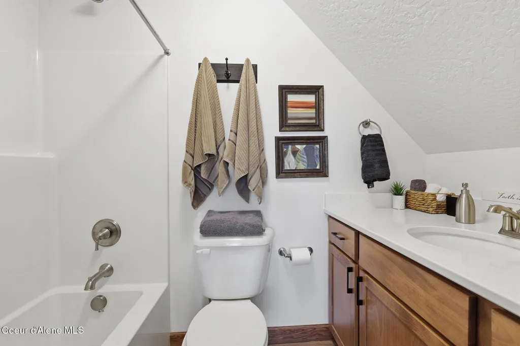 2065 E Plaza Court Post Falls ID 83854