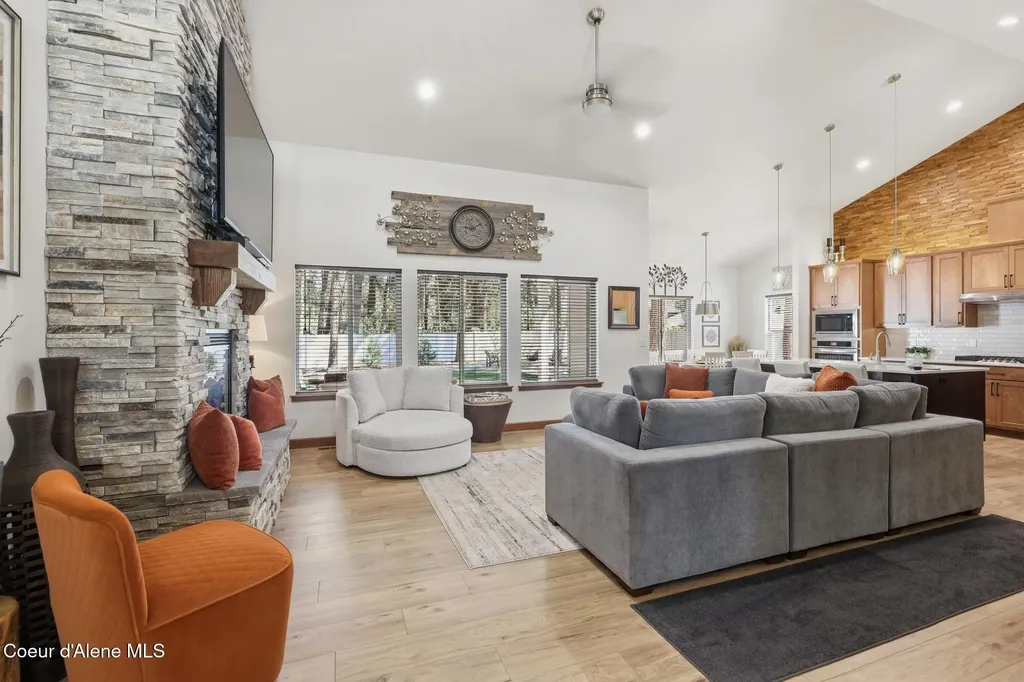 2065 E Plaza Court Post Falls ID 83854