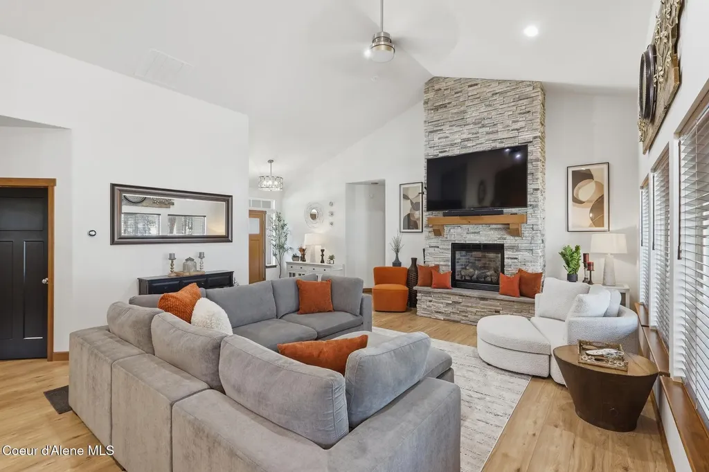 2065 E Plaza Court Post Falls ID 83854