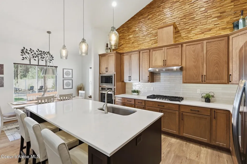 2065 E Plaza Court Post Falls ID 83854