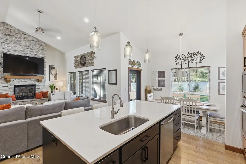 2065 E Plaza Court Post Falls ID 83854