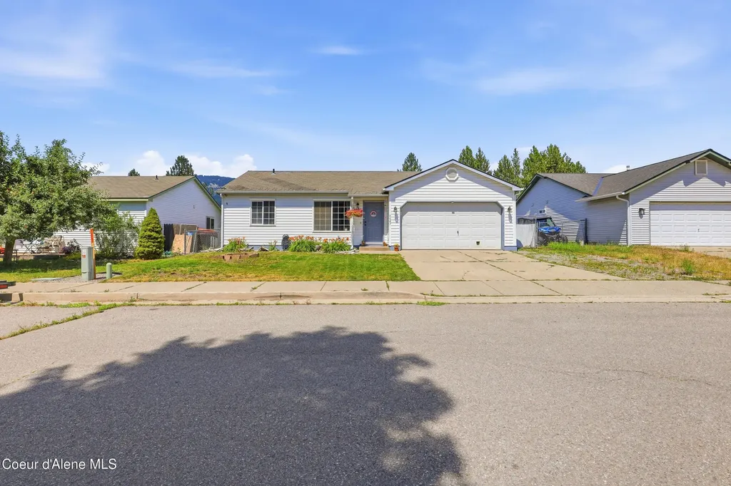 6687 W Kamloops Drive Rathdrum ID 83858